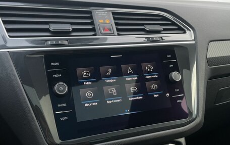 Volkswagen Tiguan II, 2021 год, 3 799 000 рублей, 18 фотография