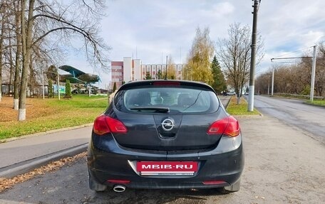 Opel Astra J, 2011 год, 530 000 рублей, 2 фотография