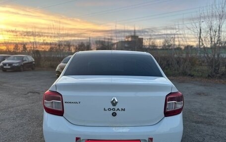 Renault Logan II, 2020 год, 369 000 рублей, 9 фотография