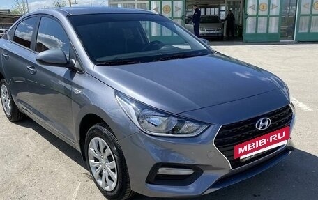 Hyundai Solaris II рестайлинг, 2019 год, 1 350 000 рублей, 5 фотография