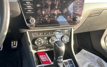 Skoda Superb III рестайлинг, 2022 год, 4 100 000 рублей, 9 фотография