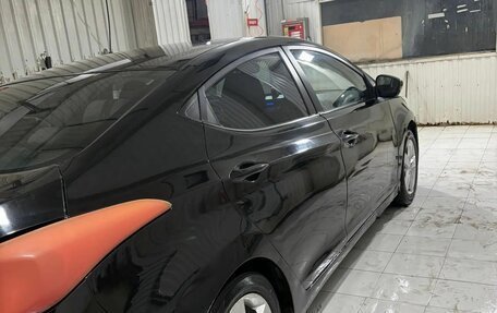 Hyundai Elantra VI, 2011 год, 800 000 рублей, 6 фотография