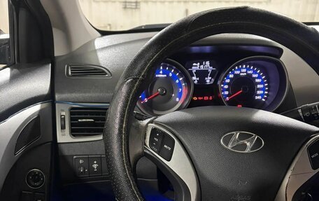 Hyundai Elantra VI, 2011 год, 800 000 рублей, 13 фотография