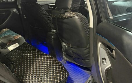 Hyundai Elantra VI, 2011 год, 800 000 рублей, 9 фотография