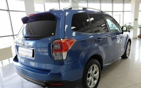 Subaru Forester, 2018 год, 2 200 000 рублей, 5 фотография