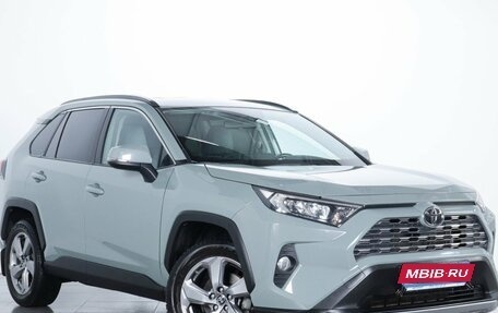 Toyota RAV4, 2019 год, 3 099 000 рублей, 1 фотография