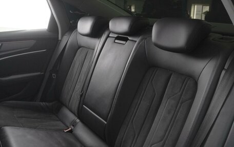Audi A6, 2018 год, 4 250 000 рублей, 14 фотография