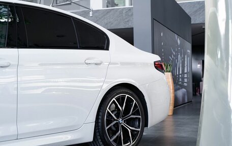 BMW 5 серия, 2021 год, 4 990 000 рублей, 3 фотография