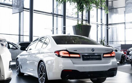 BMW 5 серия, 2021 год, 4 990 000 рублей, 4 фотография