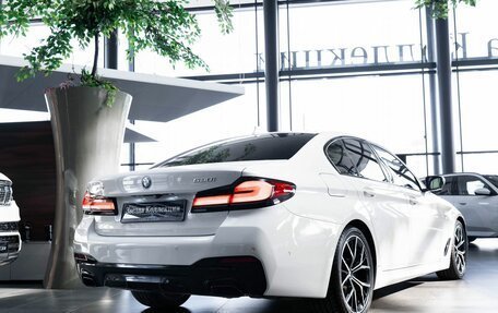 BMW 5 серия, 2021 год, 4 990 000 рублей, 6 фотография