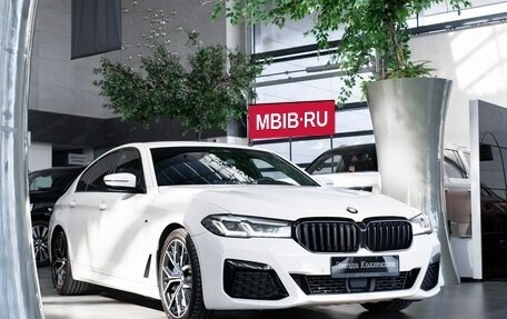 BMW 5 серия, 2021 год, 4 990 000 рублей, 9 фотография