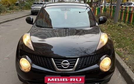 Nissan Juke II, 2011 год, 900 000 рублей, 8 фотография