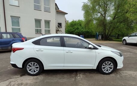 Hyundai Solaris II рестайлинг, 2020 год, 1 130 000 рублей, 3 фотография
