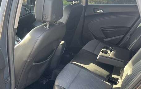 Opel Astra J, 2013 год, 550 000 рублей, 13 фотография