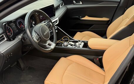KIA K5, 2022 год, 2 800 000 рублей, 16 фотография