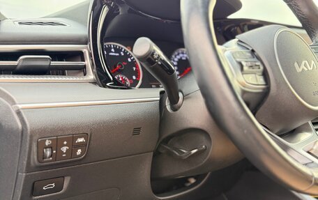 KIA K5, 2022 год, 2 800 000 рублей, 20 фотография