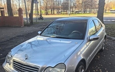 Mercedes-Benz C-Класс, 2001 год, 520 000 рублей, 1 фотография