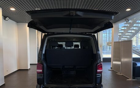 Volkswagen Caravelle T5, 2012 год, 2 046 000 рублей, 32 фотография