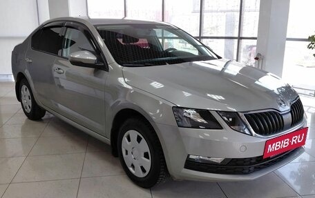 Skoda Octavia, 2019 год, 1 960 000 рублей, 3 фотография