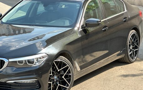 BMW 5 серия, 2018 год, 2 000 000 рублей, 11 фотография