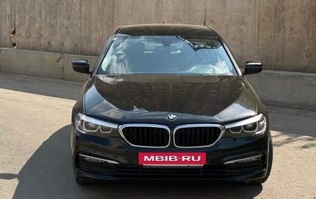 BMW 5 серия, 2018 год, 2 000 000 рублей, 9 фотография