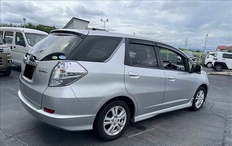 Honda Fit Shuttle I рестайлинг, 2013 год, 710 000 рублей, 5 фотография