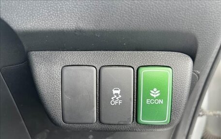 Honda Fit Shuttle I рестайлинг, 2013 год, 710 000 рублей, 19 фотография