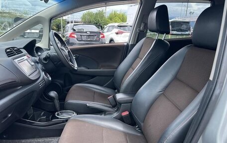 Honda Fit Shuttle I рестайлинг, 2013 год, 710 000 рублей, 23 фотография