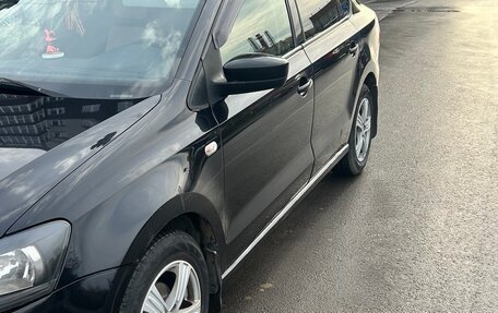 Volkswagen Polo VI (EU Market), 2011 год, 605 000 рублей, 2 фотография