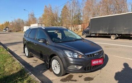 Ford Focus II рестайлинг, 2010 год, 555 000 рублей, 1 фотография
