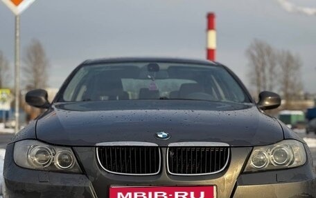BMW 3 серия, 2005 год, 650 000 рублей, 1 фотография