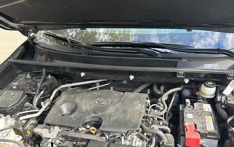 Toyota RAV4, 2020 год, 4 050 000 рублей, 8 фотография