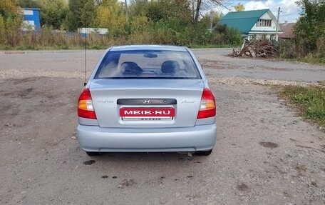 Hyundai Accent II, 2004 год, 315 000 рублей, 3 фотография