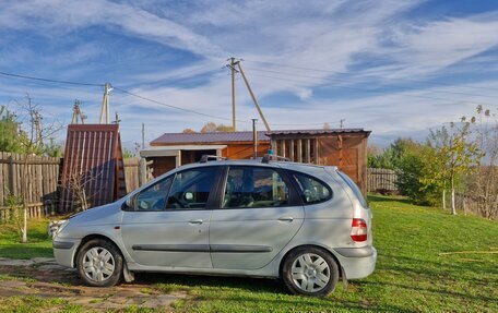 Renault Scenic III рестайлинг, 2002 год, 140 000 рублей, 3 фотография