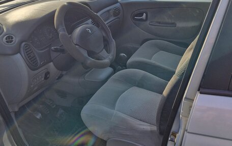 Renault Scenic III рестайлинг, 2002 год, 140 000 рублей, 7 фотография