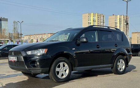 Mitsubishi Outlander III рестайлинг 3, 2011 год, 999 000 рублей, 4 фотография
