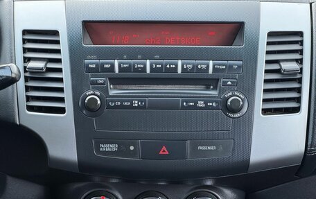 Mitsubishi Outlander III рестайлинг 3, 2011 год, 999 000 рублей, 14 фотография