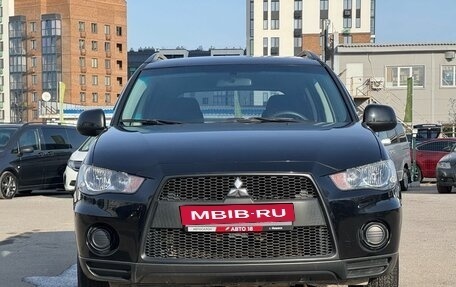 Mitsubishi Outlander III рестайлинг 3, 2011 год, 999 000 рублей, 3 фотография
