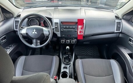 Mitsubishi Outlander III рестайлинг 3, 2011 год, 999 000 рублей, 13 фотография