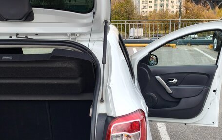 Renault Sandero II рестайлинг, 2017 год, 820 000 рублей, 13 фотография