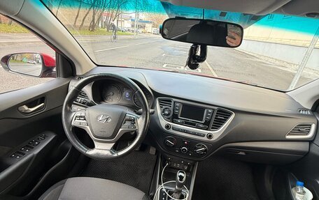 Hyundai Solaris II рестайлинг, 2017 год, 720 000 рублей, 10 фотография