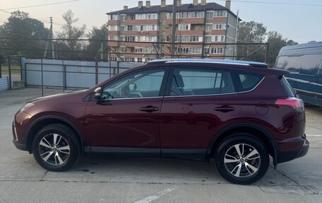 Toyota RAV4, 2017 год, 1 790 000 рублей, 5 фотография