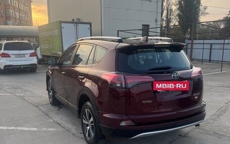 Toyota RAV4, 2017 год, 1 790 000 рублей, 7 фотография