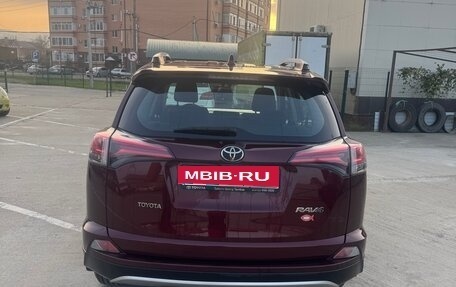 Toyota RAV4, 2017 год, 1 790 000 рублей, 8 фотография