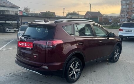 Toyota RAV4, 2017 год, 1 790 000 рублей, 9 фотография