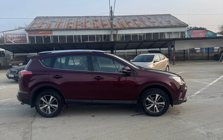 Toyota RAV4, 2017 год, 1 790 000 рублей, 11 фотография