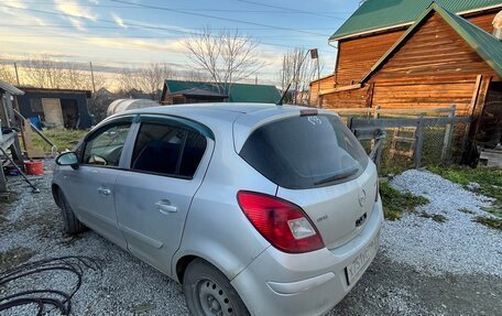 Opel Corsa D рестайлинг _i, 2007 год, 155 000 рублей, 3 фотография