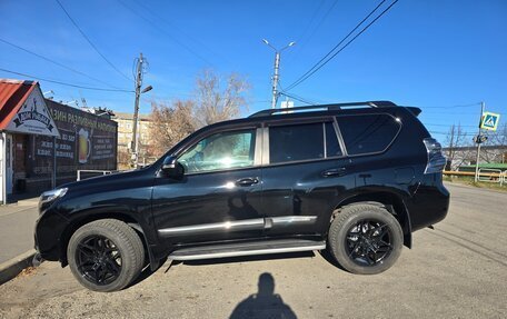 Toyota Land Cruiser Prado 150 рестайлинг, 2016 год, 4 200 000 рублей, 1 фотография