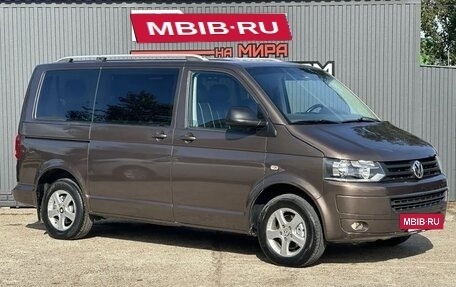 Volkswagen Caravelle T5, 2012 год, 1 490 000 рублей, 3 фотография
