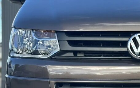 Volkswagen Caravelle T5, 2012 год, 1 490 000 рублей, 7 фотография